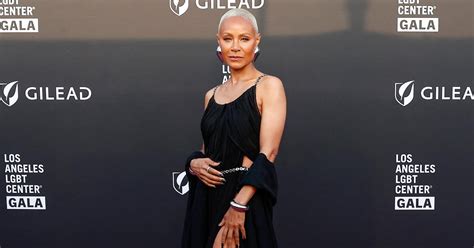 Jada Pinkett Smith Rocks Sexy Alaïa Gown She First Wore 20。